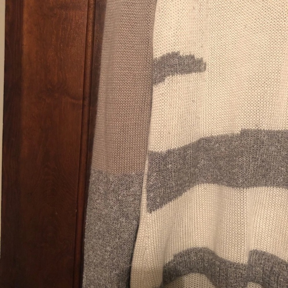 Sweater - Picture 2 of 3
